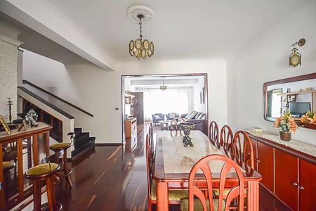 Casa à venda com 3 quartos, 260m² em Vila Mariza, São Bernardo do Campo