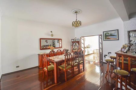 Casa à venda com 3 quartos, 260m² em Vila Mariza, São Bernardo do Campo