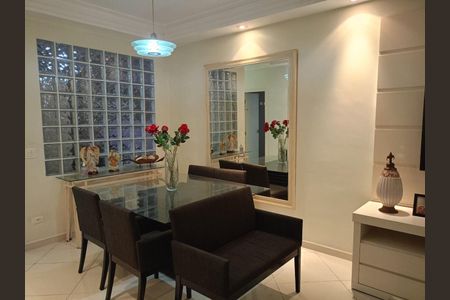 Casa à venda com 3 quartos, 194m² em Vila Mariza, São Bernardo do Campo