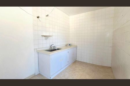 Casa à venda com 1 quarto, 80m² em Piratininga, Niterói