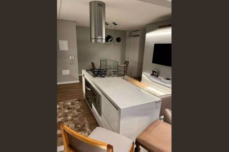 Foto 03 de apartamento à venda com 2 quartos, 74m² em Bethaville I, Barueri