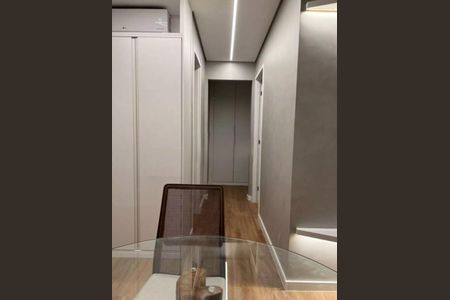 Foto 05 de apartamento à venda com 2 quartos, 74m² em Bethaville I, Barueri