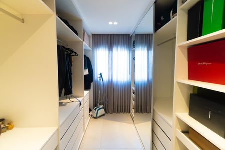 Apartamento à venda com 59m², 1 quarto e 1 vaga Apartamento à venda com 59m², 1 quarto e 1 vagaCloset