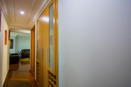 Apartamento à venda com 152m², 3 quartos e 3 vagasCorredor