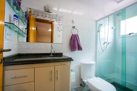 Apartamento à venda com 152m², 3 quartos e 3 vagasBanheiro do quarto 2