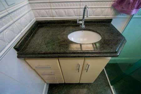 Apartamento à venda com 152m², 3 quartos e 3 vagasBanheiro do quarto 3