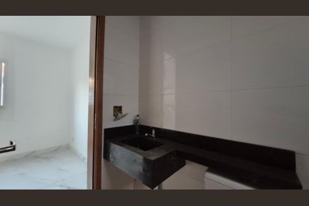 Apartamento à venda com 72m², 2 quartos e 1 vagaBanheiro da suíte