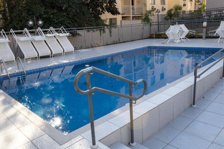 Apartamento para alugar com 45m², 2 quartos e 1 vaga Apartamento para alugar com 45m², 2 quartos e 1 vagaÁrea comum - Piscina