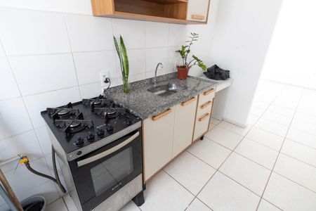 Apartamento para alugar com 45m², 2 quartos e 1 vaga Apartamento para alugar com 45m², 2 quartos e 1 vagaCozinha e Área de Serviço