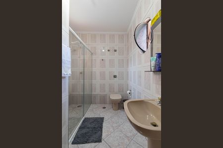 Casa à venda com 190m², 4 quartos e 4 vagasBanheiro Suíte 