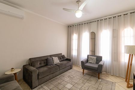 Casa à venda com 190m², 4 quartos e 4 vagasSala 2