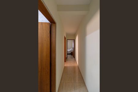 Casa à venda com 190m², 4 quartos e 4 vagasCorredor