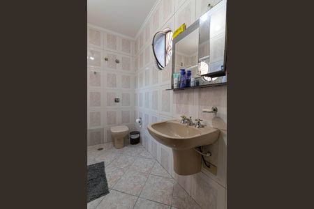 Casa à venda com 190m², 4 quartos e 4 vagasBanheiro Suíte 