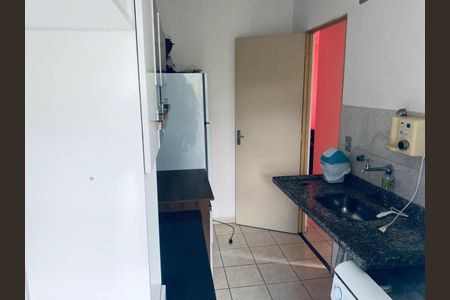 Cozinha de apartamento para alugar com 2 quartos, 52m² em Jardim Sao Luiz (Caucaia do Alto), Cotia