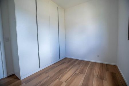 Apartamento à venda com 72m², 3 quartos e 2 vagas Apartamento à venda com 72m², 3 quartos e 2 vagasQuarto 3