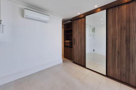 Apartamento à venda com 196m², 3 quartos e 2 vagasSuíte 2