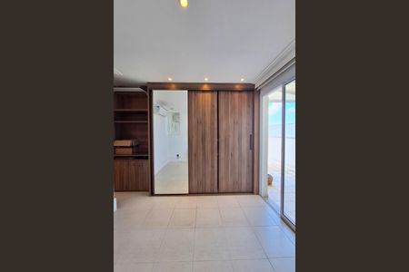 Apartamento à venda com 196m², 3 quartos e 2 vagasSuíte 2