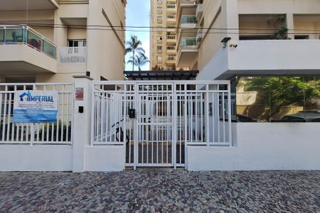 Apartamento à venda com 196m², 3 quartos e 2 vagasFachada