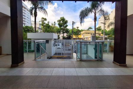 Apartamento à venda com 196m², 3 quartos e 2 vagasÁrea comum