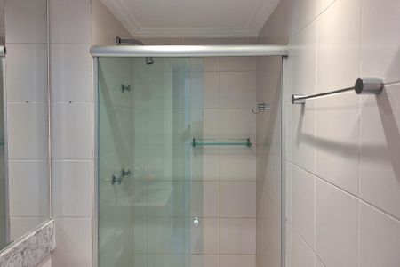 Apartamento à venda com 196m², 3 quartos e 2 vagasBanheiro da Suíte 2