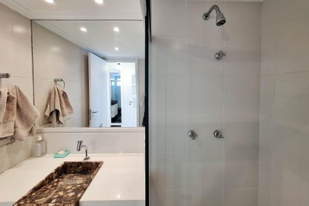 Apartamento à venda com 196m², 3 quartos e 2 vagasBanheiro Social