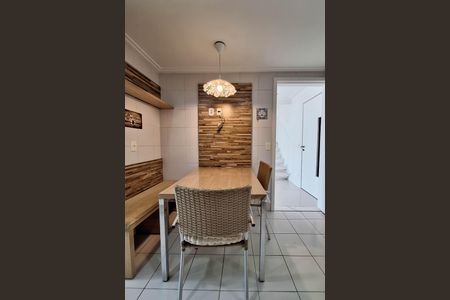 Apartamento à venda com 196m², 3 quartos e 2 vagasCozinha