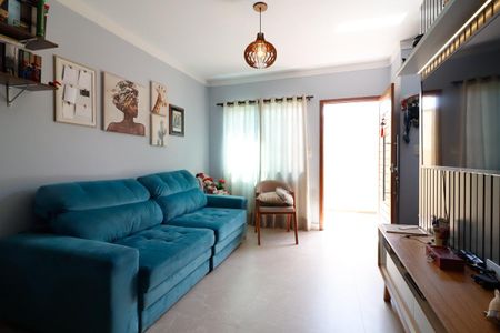 Casa de condomínio à venda com 80m², 2 quartos e 1 vaga Casa de condomínio à venda com 80m², 2 quartos e 1 vagaSala