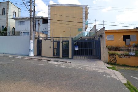 Casa de condomínio à venda com 80m², 2 quartos e 1 vaga Casa de condomínio à venda com 80m², 2 quartos e 1 vagaFachada