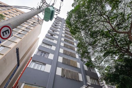 Apartamento à venda com 43m², 1 quarto e 1 vaga Apartamento à venda com 43m², 1 quarto e 1 vagaFachada