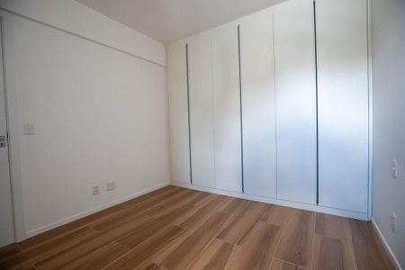 Apartamento à venda com 72m², 3 quartos e 2 vagasQuarto Suíte 