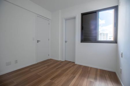 Apartamento à venda com 71m², 3 quartos e 2 vagasQuarto Suíte