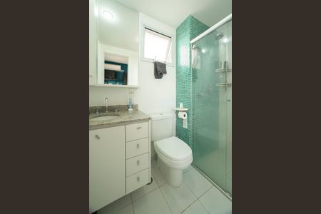 Apartamento à venda com 64m², 2 quartos e 1 vaga Apartamento à venda com 64m², 2 quartos e 1 vagaBanheiro da Suíte 1