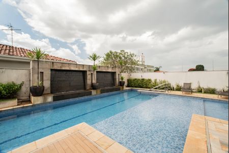 Apartamento à venda com 64m², 2 quartos e 1 vaga Apartamento à venda com 64m², 2 quartos e 1 vagaÁrea comum - Piscina