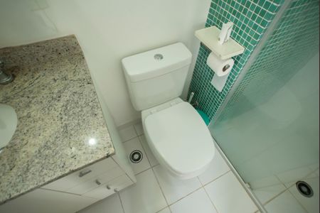 Apartamento à venda com 64m², 2 quartos e 1 vaga Apartamento à venda com 64m², 2 quartos e 1 vagaBanheiro da Suíte 1