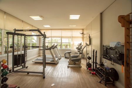 Apartamento à venda com 64m², 2 quartos e 1 vaga Apartamento à venda com 64m², 2 quartos e 1 vagaÁrea comum - Academia