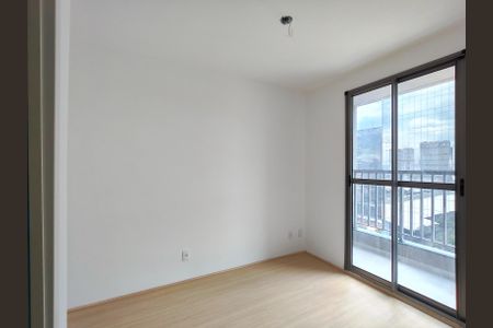 Apartamento à venda com 70m², 3 quartos e 1 vaga Apartamento à venda com 70m², 3 quartos e 1 vagaSuíte