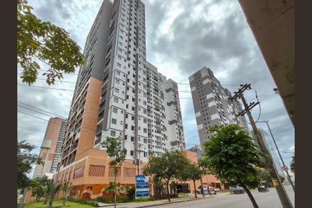 Apartamento à venda com 70m², 3 quartos e 1 vaga Apartamento à venda com 70m², 3 quartos e 1 vagaFachada e portaria