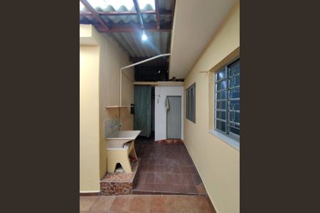 Casa à venda com 120m², 4 quartos e 5 vagasÁrea de Serviço