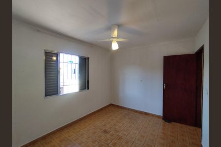 Casa à venda com 120m², 4 quartos e 5 vagasQuarto 3