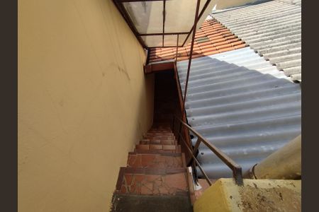 Casa à venda com 120m², 4 quartos e 5 vagasEscada 