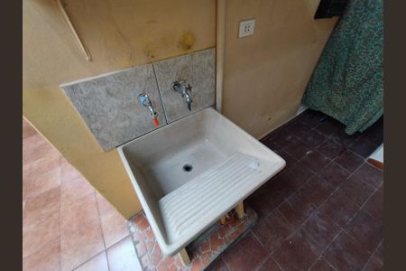 Casa à venda com 120m², 4 quartos e 5 vagasÁrea de Serviço