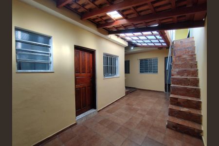 Casa à venda com 120m², 4 quartos e 5 vagasQuintal 