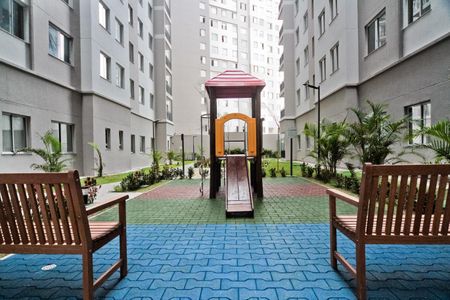 Apartamento para alugar com 39m², 2 quartos e sem vaga Apartamento para alugar com 39m², 2 quartos e sem vagaÁrea comum - Playground