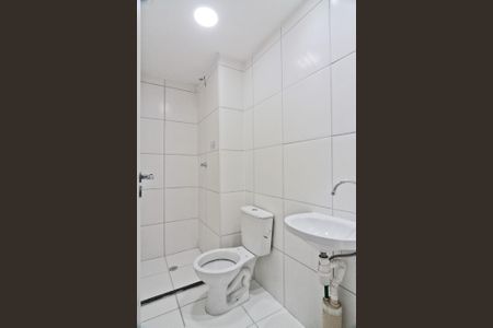 Apartamento para alugar com 39m², 2 quartos e sem vaga Apartamento para alugar com 39m², 2 quartos e sem vagaBanheiro
