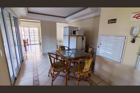 Apartamento para alugar com 174m², 3 quartos e 2 vagas Apartamento para alugar com 174m², 3 quartos e 2 vagasÁrea comum - Salão de festas