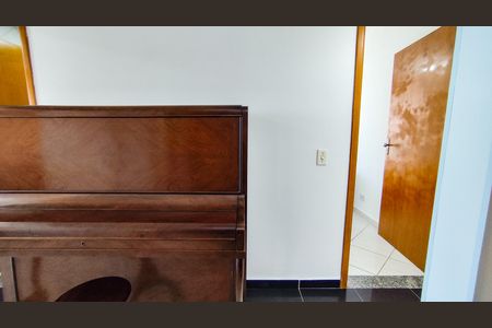 Apartamento para alugar com 174m², 3 quartos e 2 vagas Apartamento para alugar com 174m², 3 quartos e 2 vagasSala