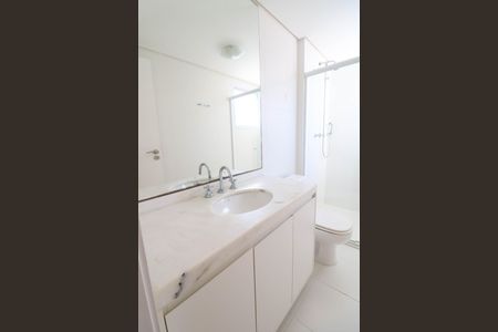 Apartamento à venda com 97m², 3 quartos e 2 vagas Apartamento à venda com 97m², 3 quartos e 2 vagasBanheiro