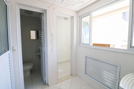 Apartamento à venda com 97m², 3 quartos e 2 vagas Apartamento à venda com 97m², 3 quartos e 2 vagasÁrea de Serviço