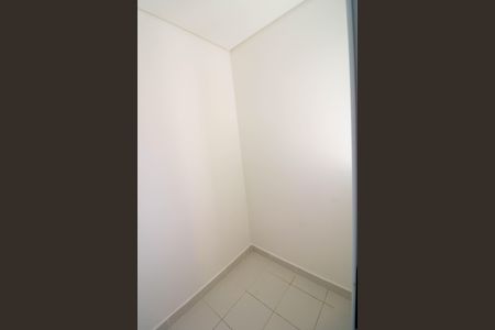 Apartamento à venda com 97m², 3 quartos e 2 vagas Apartamento à venda com 97m², 3 quartos e 2 vagasDespensa