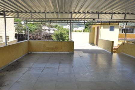 Casa para alugar com 220m², 3 quartos e 1 vagaÁrea comum